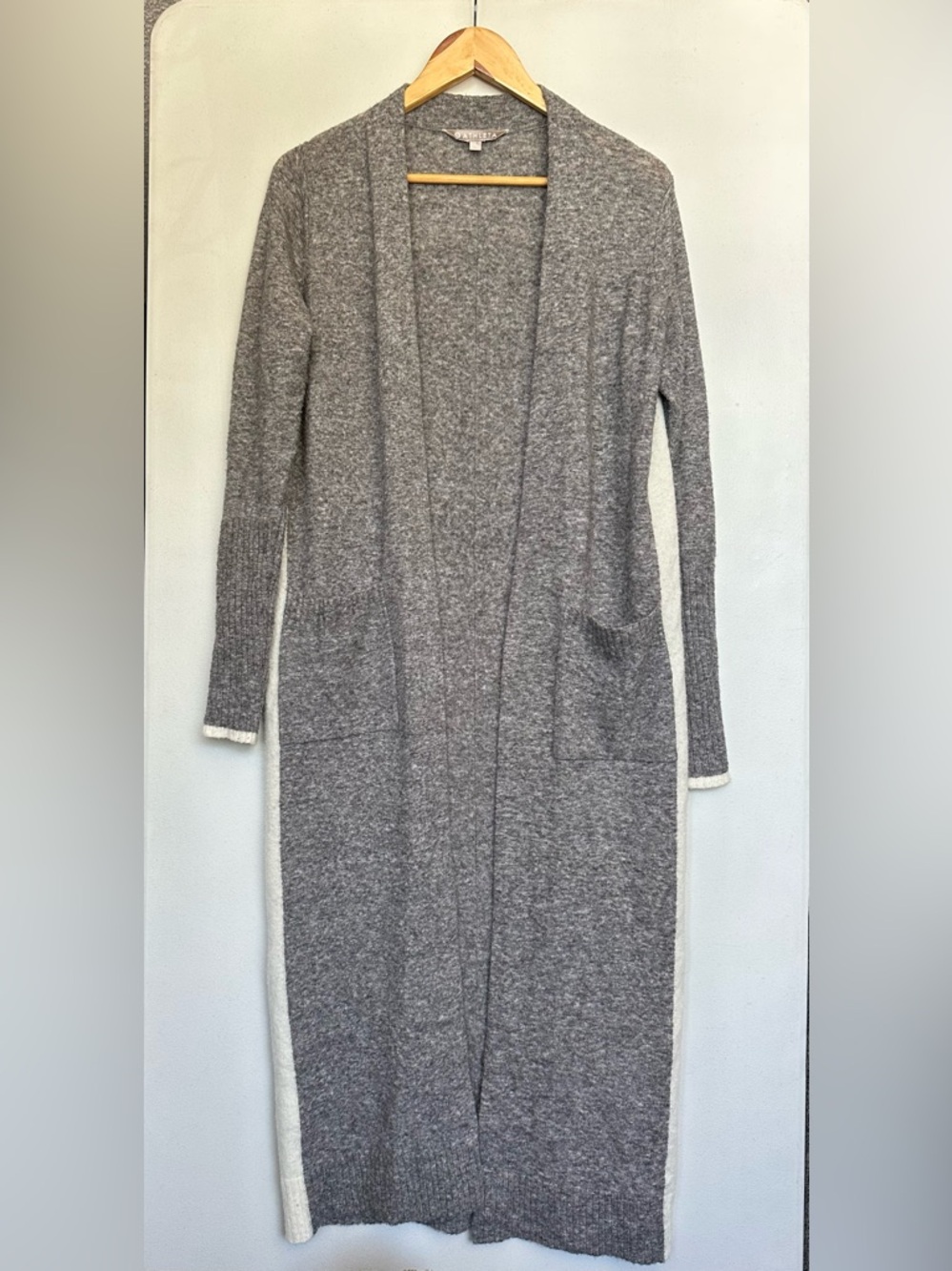 Athleta Gray Long Open-Front Cardigan with Cream Panels and Pockets - Picture 3 of 7